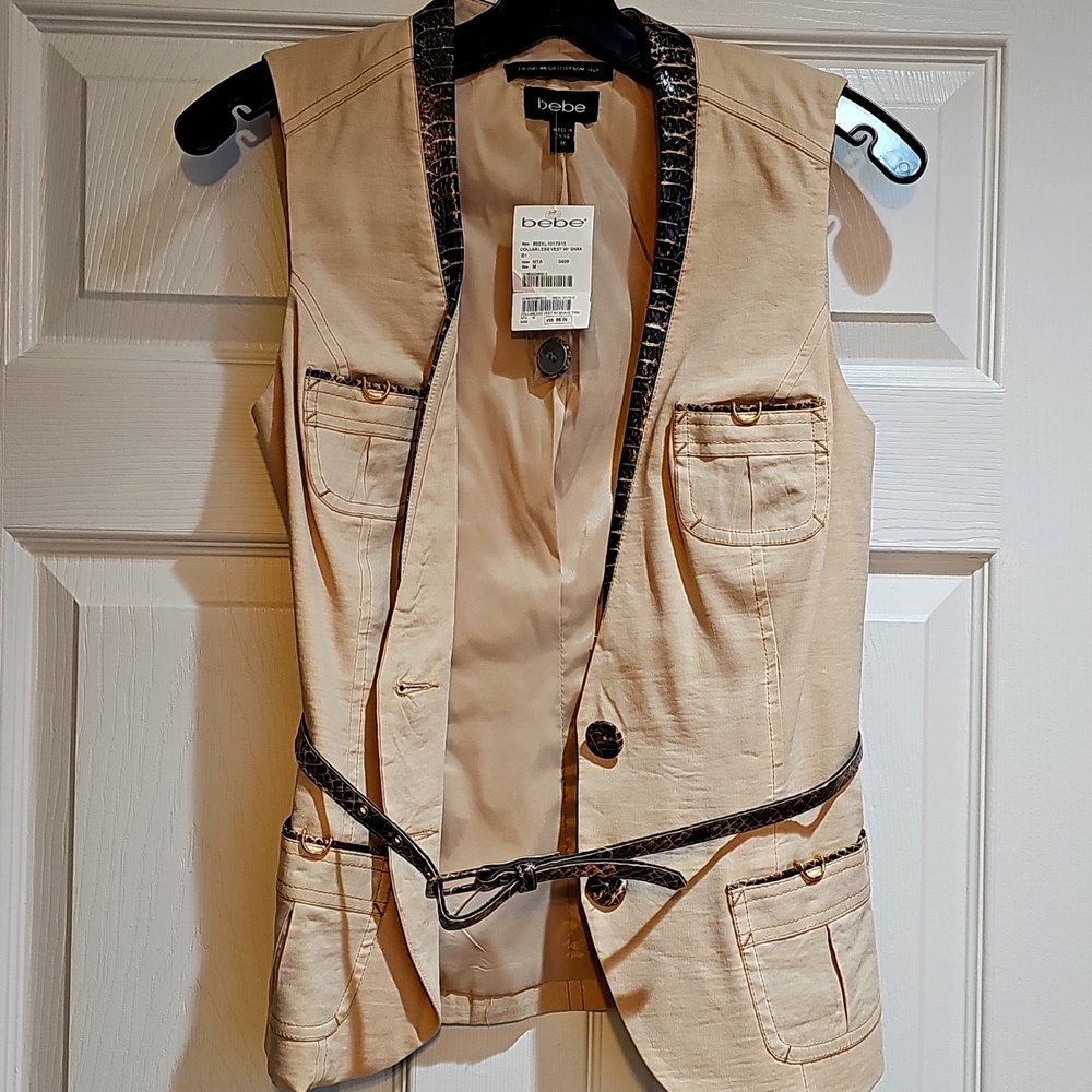 Bebe Vest with Snake print